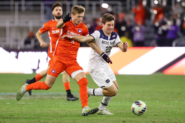 他們在先逼 他們在先逼