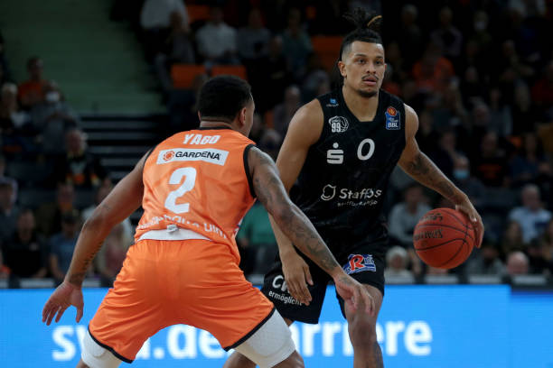 糟心3月！马竞欧冠点球战被皇马淘汰，近3场西甲.